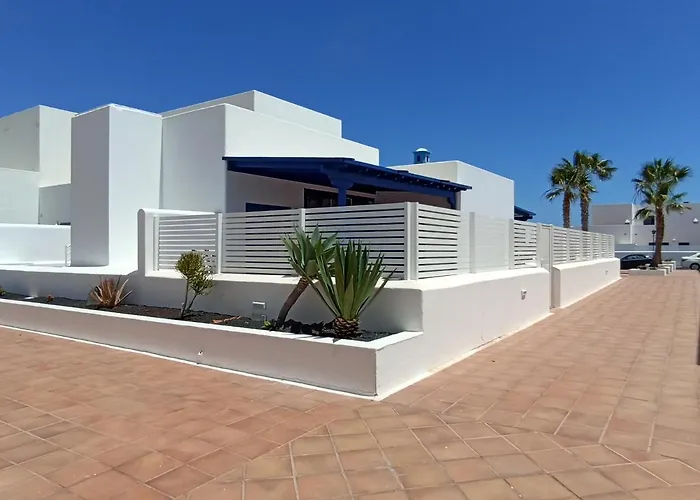 בית נופש Casa Rosa פוארטו קאלרו